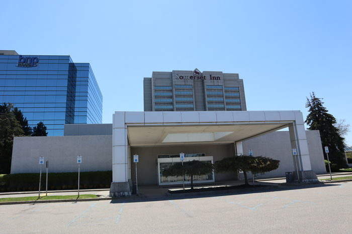 Somerset Cinema I & II (Somerset Inn Cinema I-II-III) - Somerset Inn May 9 2022 (newer photo)